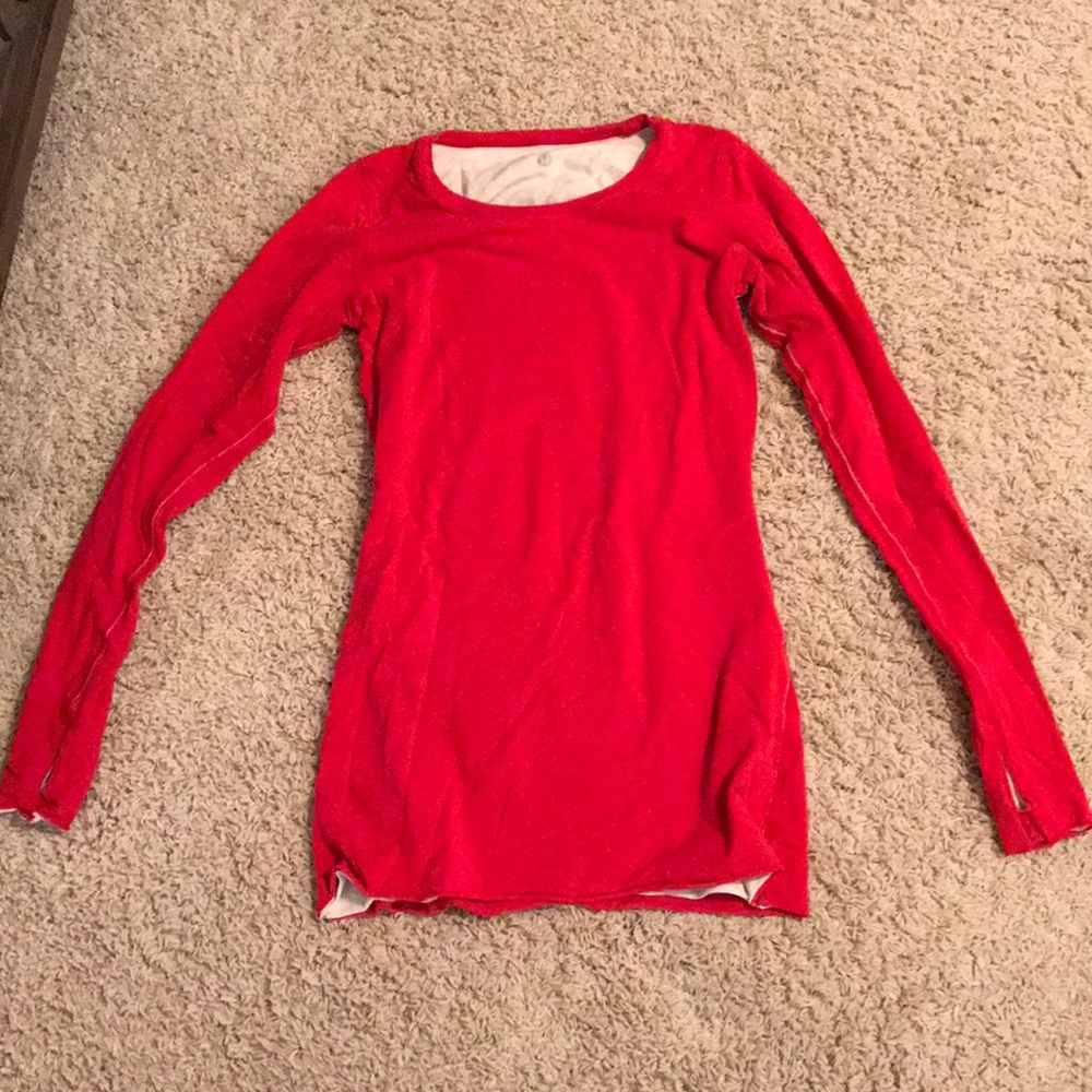 Lululemon long sleeve reversible top.